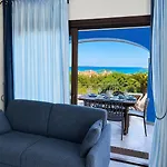 Villa Azzurra *