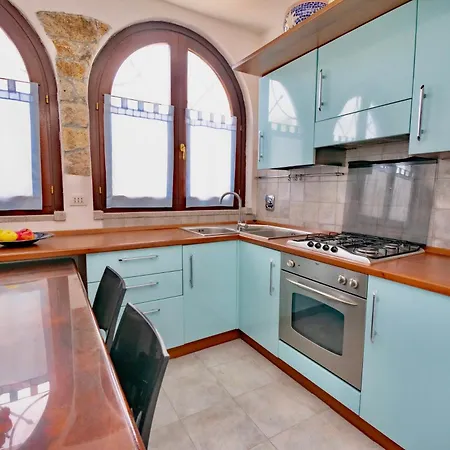 Azzurra Villa *