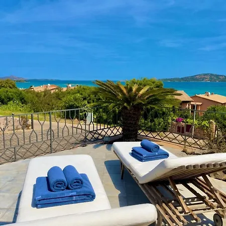 Villa Azzurra *